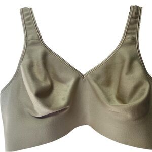 Hanes Seamless Bra in Tan